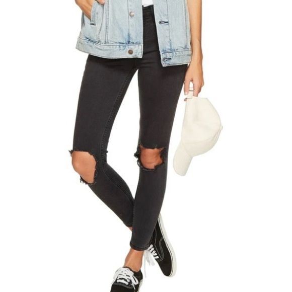 Free People Busted High Rise Skinny Jeans Size 28 - Picture 1 of 7